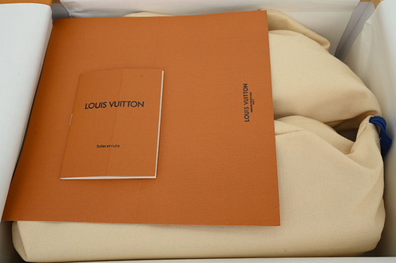 【DA0AP】绿色 路易威登 圆头系带板鞋 LOUIS VUITTON Green