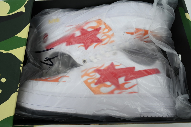 【AD1BP】白红刺绣 跑量款芭比猿猴低帮板鞋 OZXSHM309911R A Bathing Ape white red
