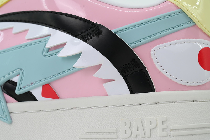 【AD1BP】沙鱼二代粉红 跑量款芭比猿猴低帮板鞋 OZXSHM309911R A Bathing Ape pink