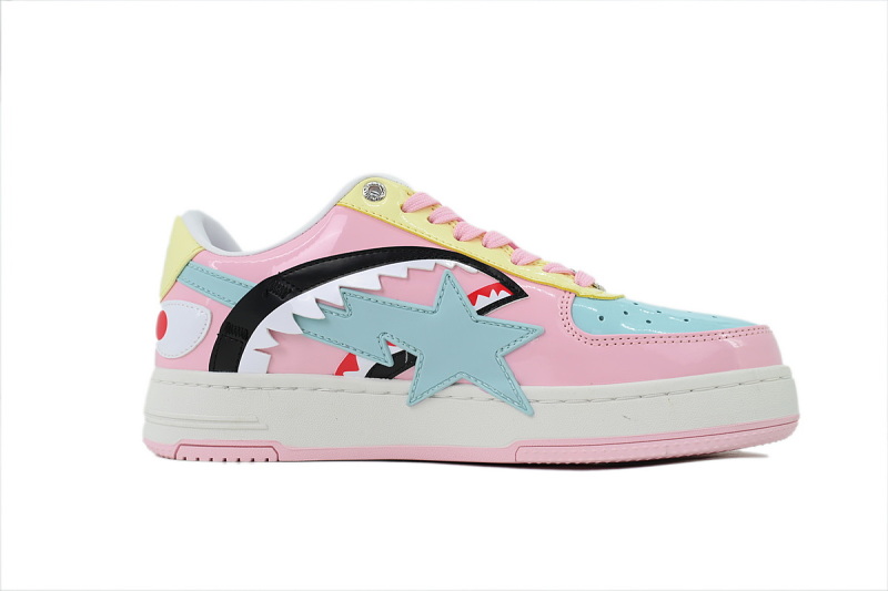 【AD1BP】沙鱼二代粉红 跑量款芭比猿猴低帮板鞋 OZXSHM309911R A Bathing Ape pink