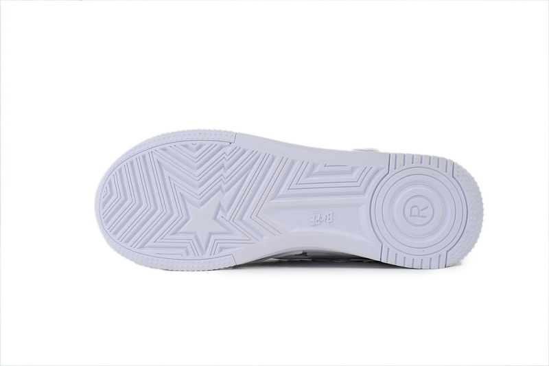 【AD1BP】沙鱼二代白色 跑量款芭比猿猴低帮板鞋 OZXSHM309911R A Bathing Ape White