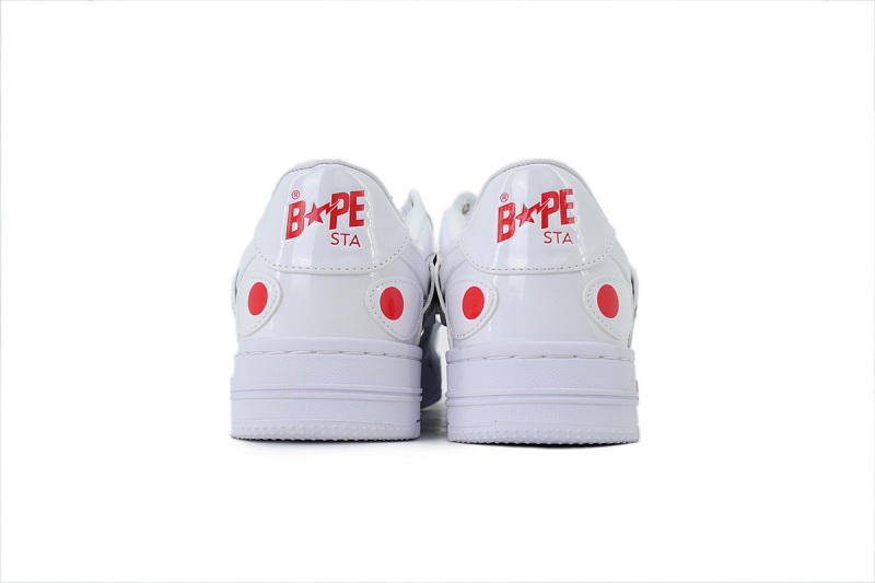 【AD1BP】沙鱼二代白色 跑量款芭比猿猴低帮板鞋 OZXSHM309911R A Bathing Ape White