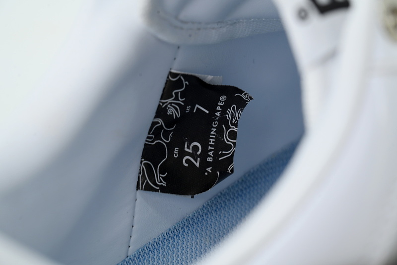 【AD1BP】白色涂鸦 跑量款芭比猿猴低帮板鞋 OZXSHM310911Q A Bathing Ape  White graffiti