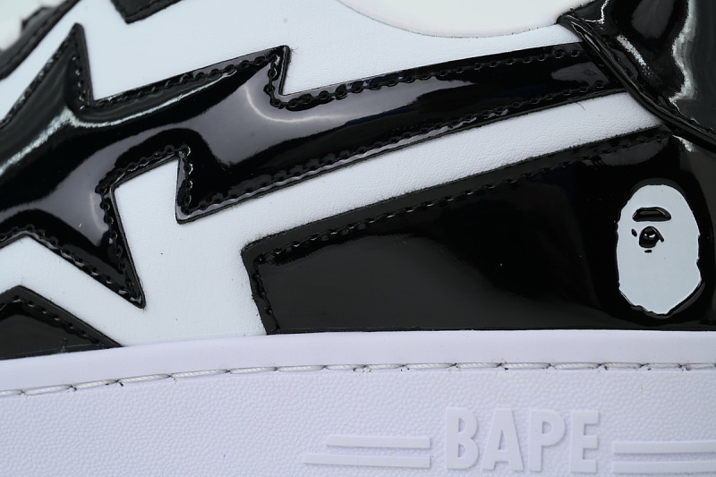 【AD1BP】黑白星 跑量款芭比猿猴低帮板鞋 1L80-191-305 A BATHING APE BAPE Black and White