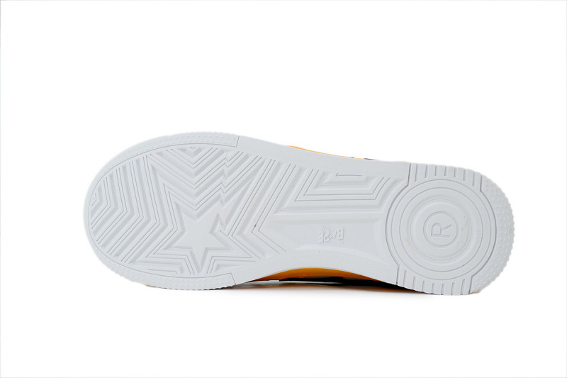 【AD1BP】米灰黄绿 跑量款芭比猿猴低帮板鞋 OZXSHM327911Q A BATHING APE BAPE Grey Yellow Green