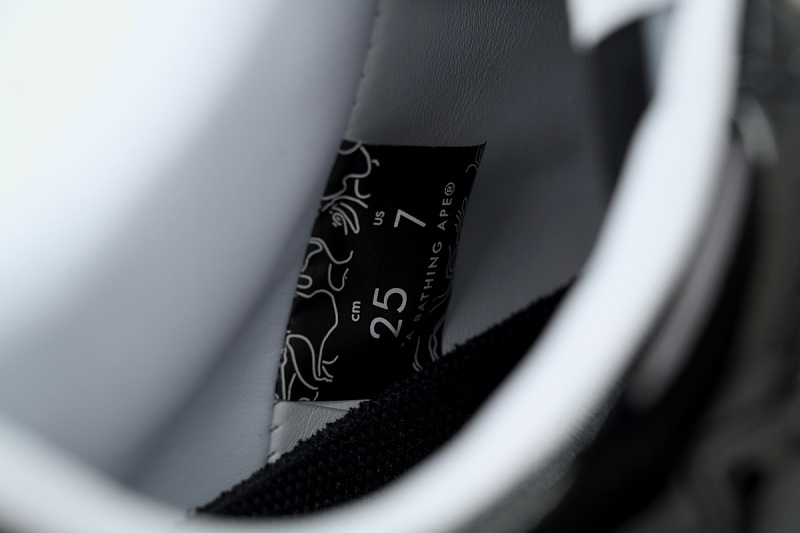 【AD1BP】黑浅灰 跑量款芭比猿猴低帮 OXZ-SHMX30-4911P BATHING APE Black Light Gray