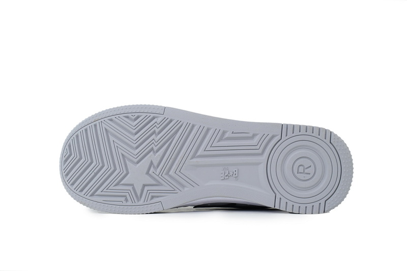 【AD1BP】黑浅灰 跑量款芭比猿猴低帮 OXZ-SHMX30-4911P BATHING APE Black Light Gray