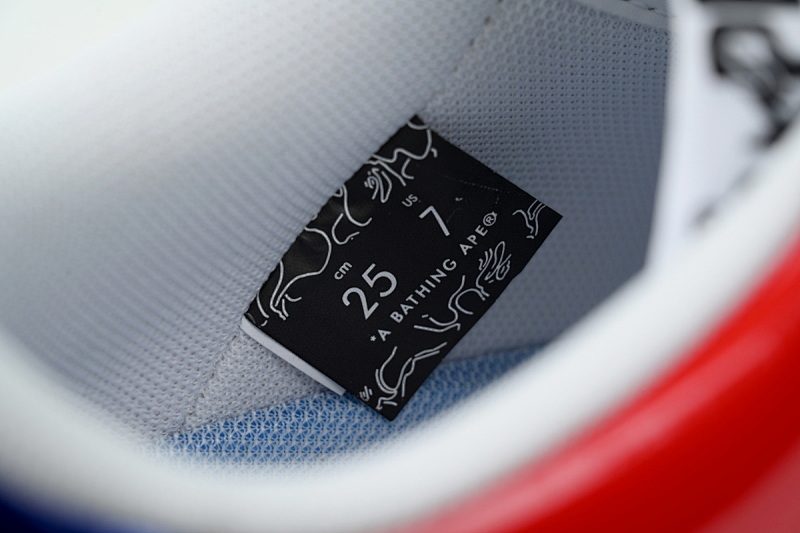yupoo_296539_f16bb862.jpg 【AD1BP】红鲨鱼 跑量款芭比猿猴低帮板鞋 IG30-191-002 BATHING APE Red Shark