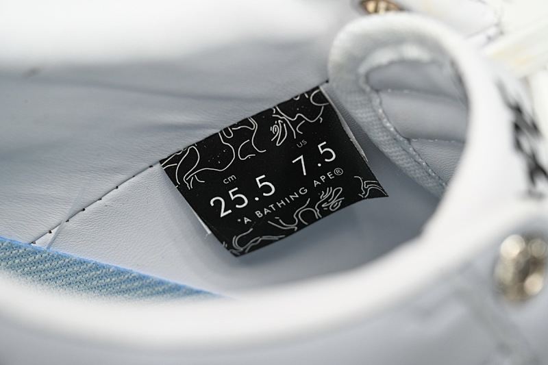 【AD1BP】白灰压花-13 跑量款芭比猿猴低帮板鞋 1H70-191-002 A Bathing Ape Bape Sta Low White Gray embossing