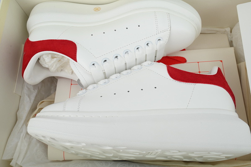 yupoo_299367_0daf5478.jpg 【CH1AP】红绒尾 麦昆头层皮女神专属夏季小白鞋 Alexander McQueen Sneaker Red Velvet Tail