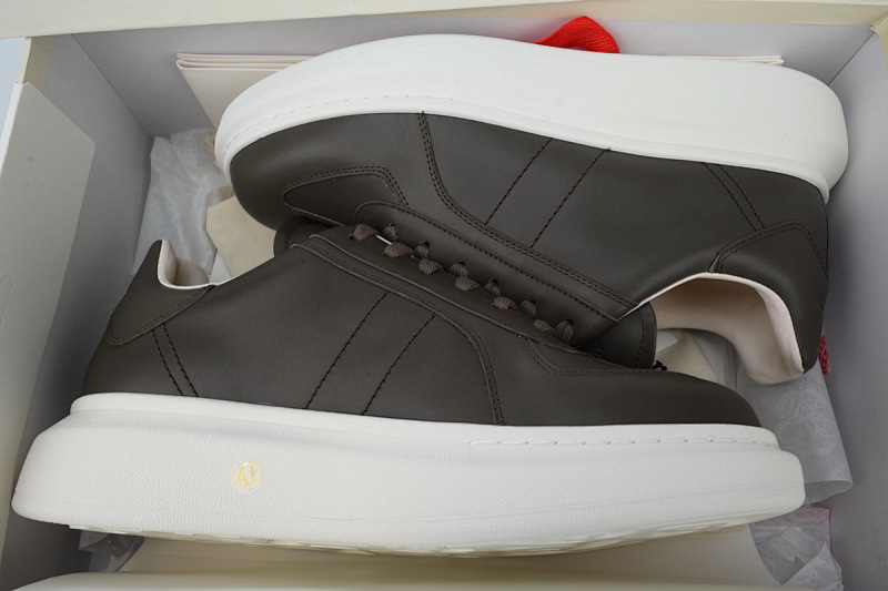【CH1MK】新款黑白 麦昆头层皮女神专属夏季小白鞋 2024ss 新款 Alexander McQueen Sneaker Black and White