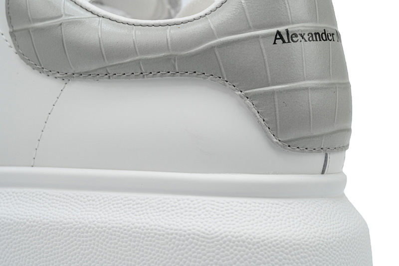 【CH1MK】灰石头纹 麦昆头层皮女神专属夏季小白鞋 Alexander McQueen Sneake White Gray