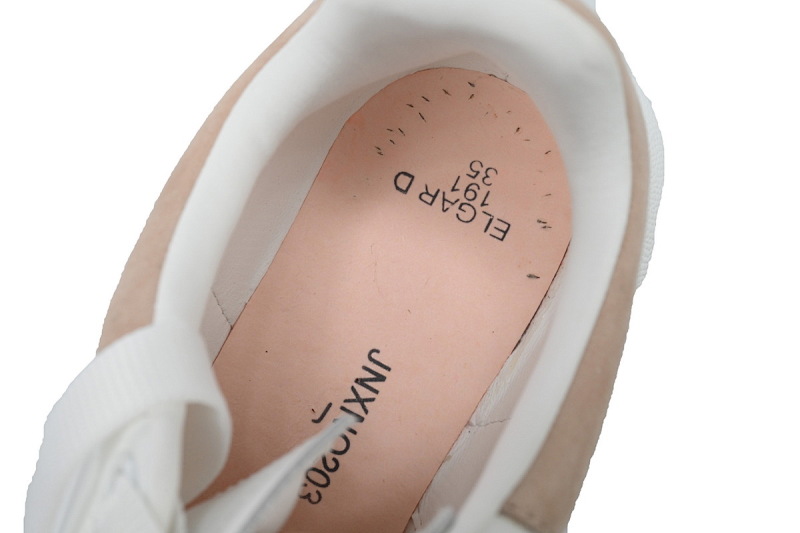 【CH1MK】裸粉 麦昆头层皮女神专属夏季小白鞋 Alexander McQueen Sneake Pink