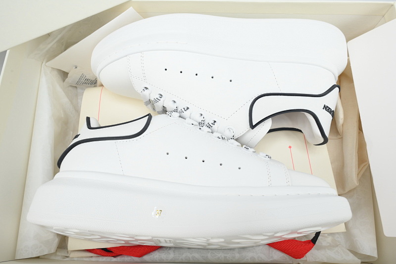 yupoo_299505_b813112e.jpg 【CH1MK】白底黑边 麦昆头层皮女神专属夏季小白鞋 Alexander McQueen Sneake White Black