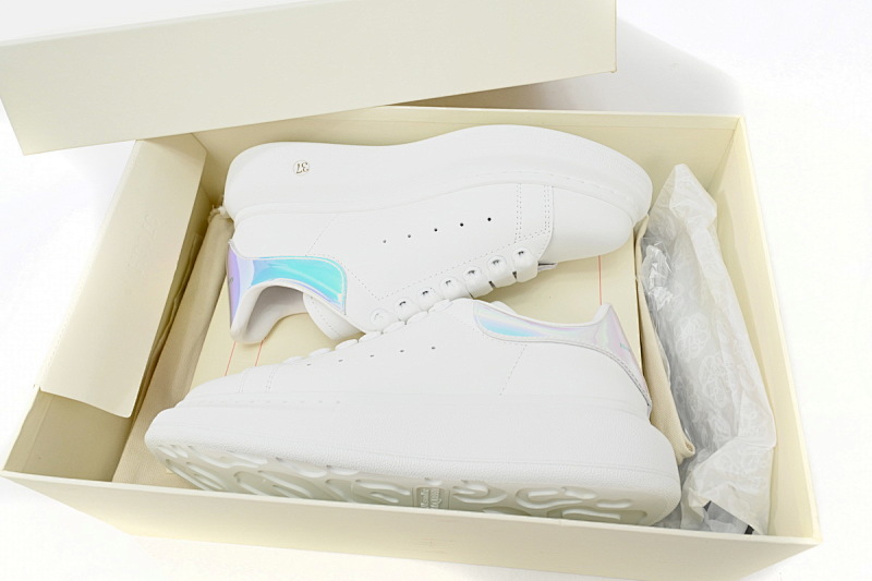yupoo_299710_e562ba8d.jpg 【CH1AP】镭射 麦昆头层皮女神专属夏季小白鞋 Alexander McQueen Sneaker Laser