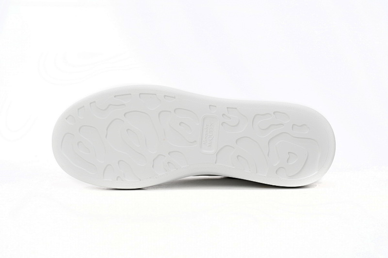 yupoo_299783_774518f3.jpg 【CH1AP】黑绒 麦昆头层皮女神专属夏季小白鞋 Alexander McQueen Sneaker Black Velvet