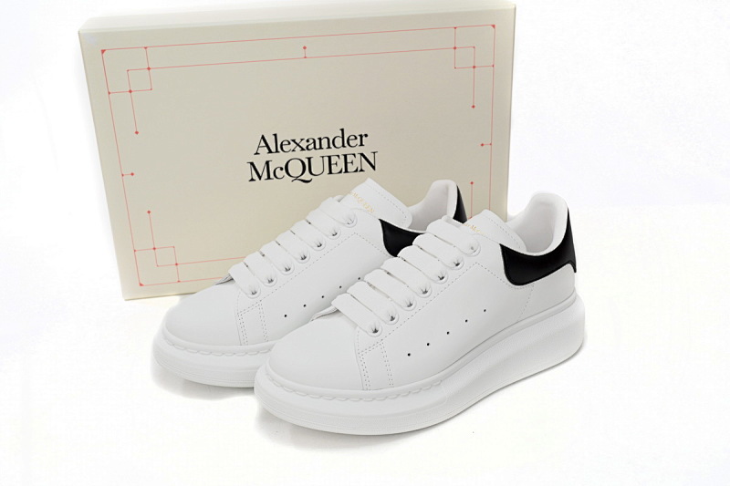 【CH1AP】黑皮 麦昆头层皮女神专属夏季小白鞋 Alexander McQueen Sneaker Black Skin