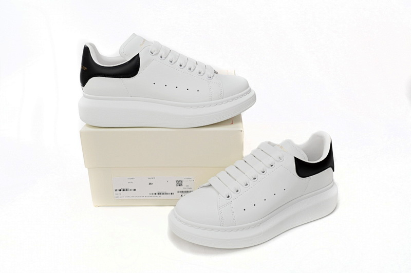 【CH1AP】黑皮 麦昆头层皮女神专属夏季小白鞋 Alexander McQueen Sneaker Black Skin