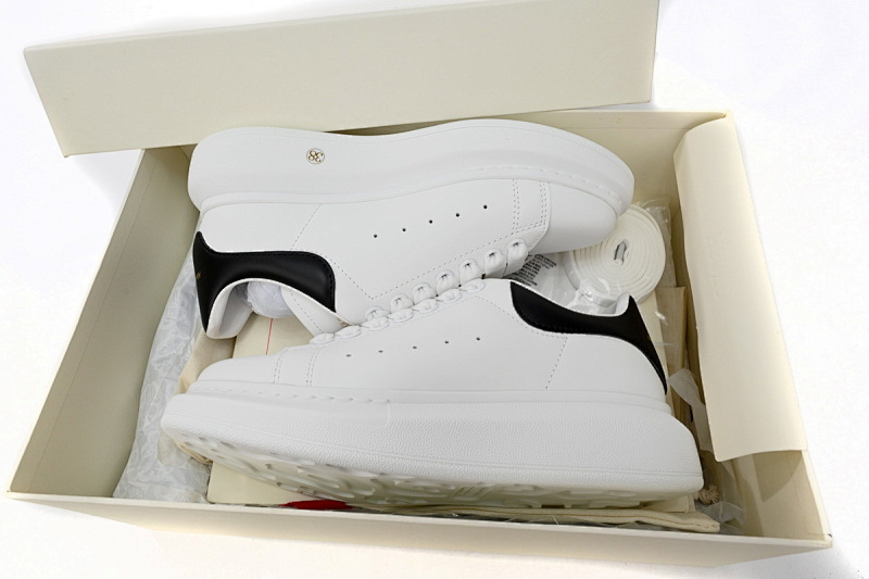 【CH1AP】黑皮 麦昆头层皮女神专属夏季小白鞋 Alexander McQueen Sneaker Black Skin