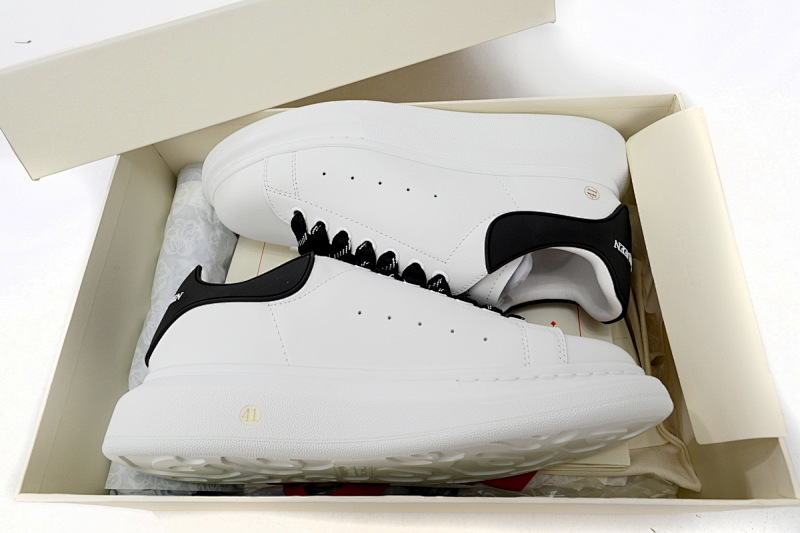 【CH1AP】黑胶 麦昆头层皮女神专属夏季小白鞋 Alexander McQueen Sneaker Vinyl
