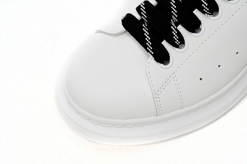 【CH1AP】黑胶 麦昆头层皮女神专属夏季小白鞋 Alexander McQueen Sneaker Vinyl