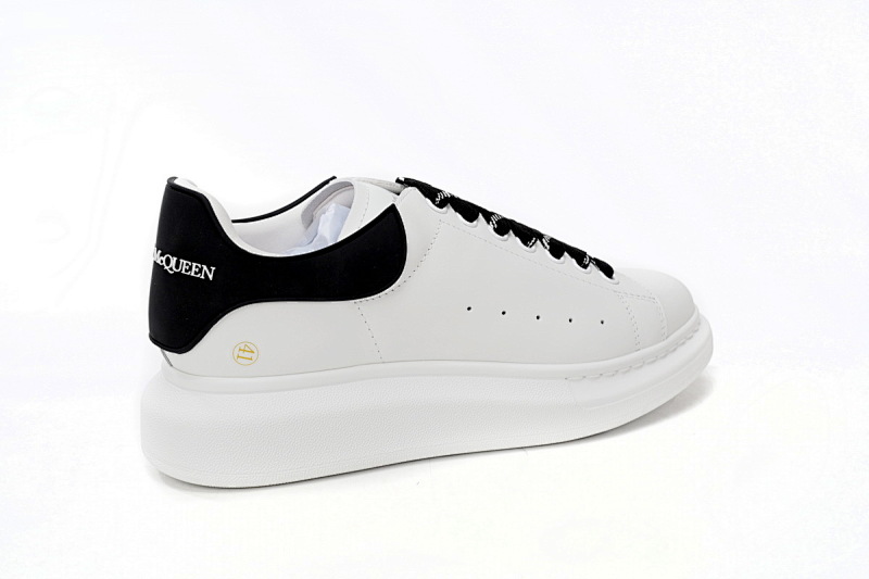 【CH1AP】黑胶 麦昆头层皮女神专属夏季小白鞋 Alexander McQueen Sneaker Vinyl
