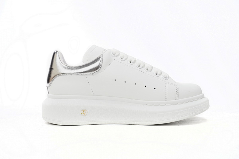 【CH1AP】银尾 麦昆头层皮女神专属夏季小白鞋 Alexander McQueen Sneaker Silver Tail