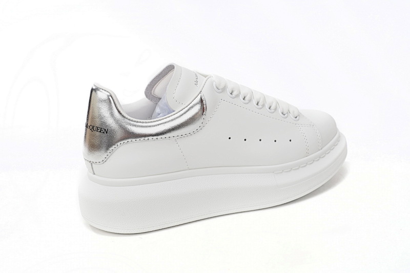【CH1AP】银尾 麦昆头层皮女神专属夏季小白鞋 Alexander McQueen Sneaker Silver Tail