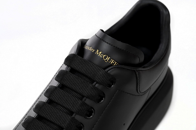 【CH1AP】全黑 麦昆头层皮女神专属夏季小白鞋 Alexander McQueen Sneaker Black