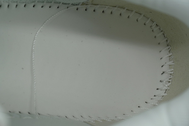 【CP0MI】浅灰做旧 OFFWHITE低帮运动鞋 OMIA189F 22LEA 0120101 Off-White Out of Office 'White'