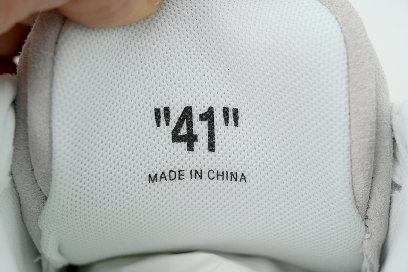 【CP0MI】浅灰做旧 OFFWHITE低帮运动鞋 OMIA189F 22LEA 0120101 Off-White Out of Office 'White'