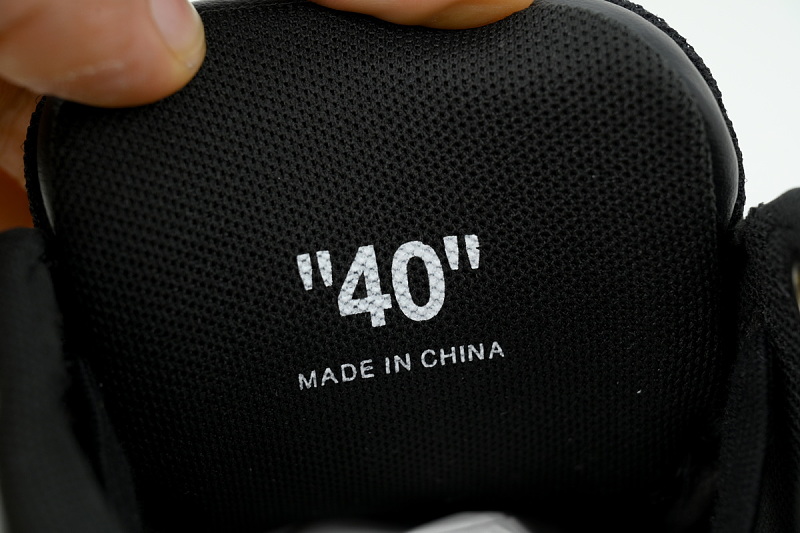 【CP0MI】黑色A OFFWHITE低帮运动鞋 OMIA189F 25LEA007 1001 FF-WHITE Out Of Black A