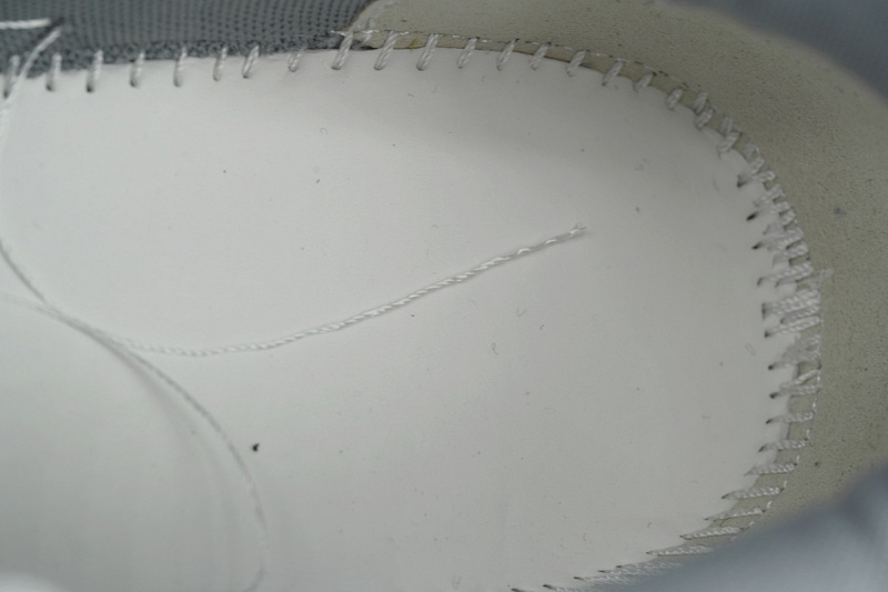【CP0MI】银白色 OFFWHITE低帮运动鞋  OMIA189F 24LEA00E 0172  Off-White Out of Office 'White Silver'