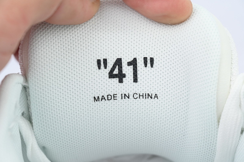 yupoo_300815_37090354.jpg 【CP0MI】白色蓝字 OFFWHITE低帮运动鞋 OMIA189F 24LEA006 0145 FF-WHITE Out Of White and Blue Letters