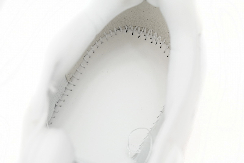 yupoo_301703_43ce94a1.jpg 【CP0MI】白粉-22 OFFWHITE低帮运动鞋 OWIA259S 22LEA00 50130 OFF-WHITE Out Of Office Whiting