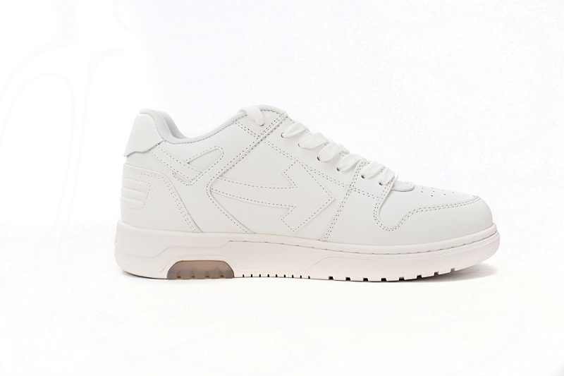 yupoo_301703_bf512421.jpg 【CP0MI】白粉-22 OFFWHITE低帮运动鞋 OWIA259S 22LEA00 50130 OFF-WHITE Out Of Office Whiting