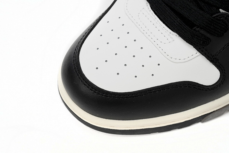 【CP0MI】黑白熊猫-19 OFFWHITE低帮运动鞋 OWIA259F 21LEA001 0107 OFF-WHITE Out Of Office Black And White Pandas