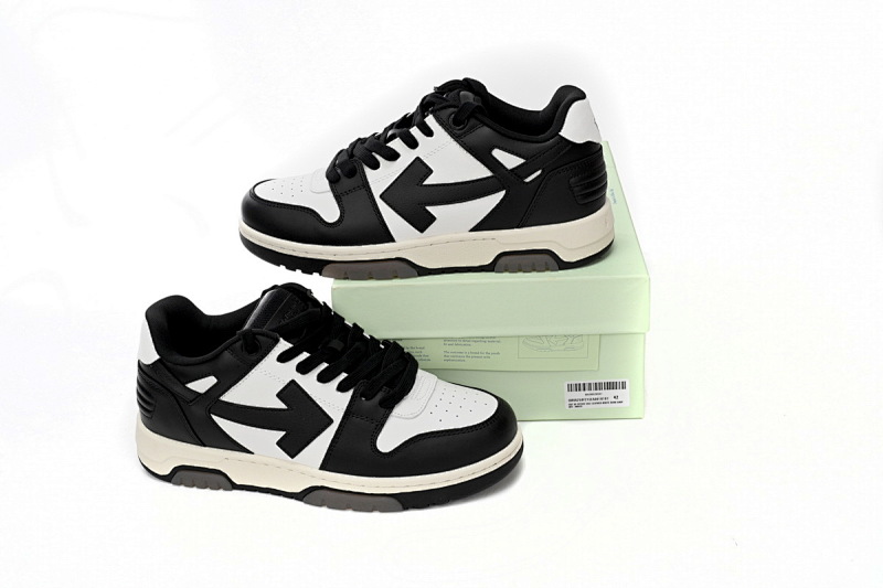 【CP0MI】黑白熊猫-19 OFFWHITE低帮运动鞋 OWIA259F 21LEA001 0107 OFF-WHITE Out Of Office Black And White Pandas