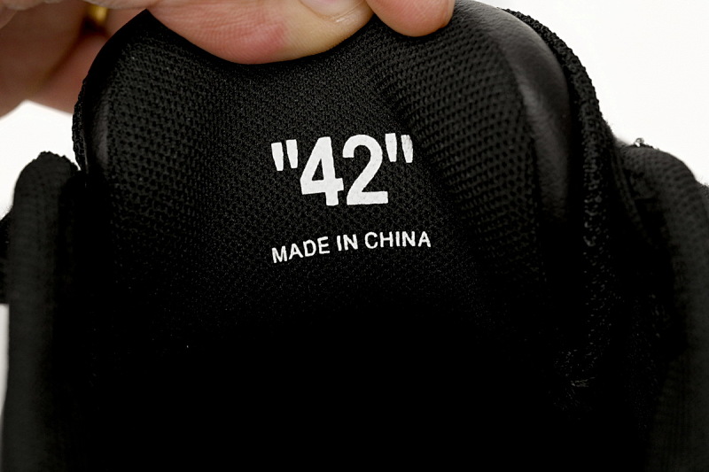 【CP0MI】黑白熊猫-19 OFFWHITE低帮运动鞋 OWIA259F 21LEA001 0107 OFF-WHITE Out Of Office Black And White Pandas