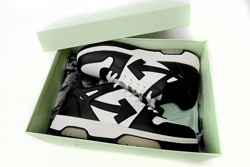 【CP0MI】黑白色-1 OFFWHITE低帮运动鞋 OMIA189 C99LEA00 11004 OFF-WHITE Out Of Office Black And White