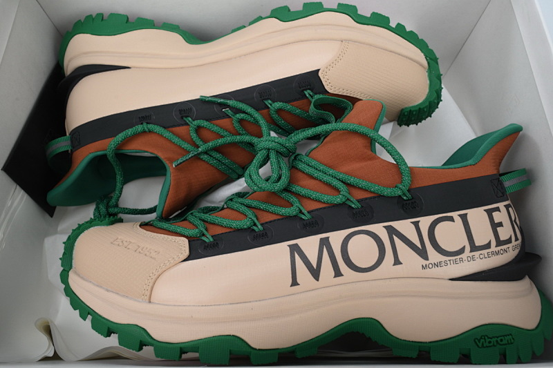 【DA3LJ】字母多色-83 盟可睐 户外运动着山系 I209A4 M002 40 M3457P38 Moncler Multiple Colors
