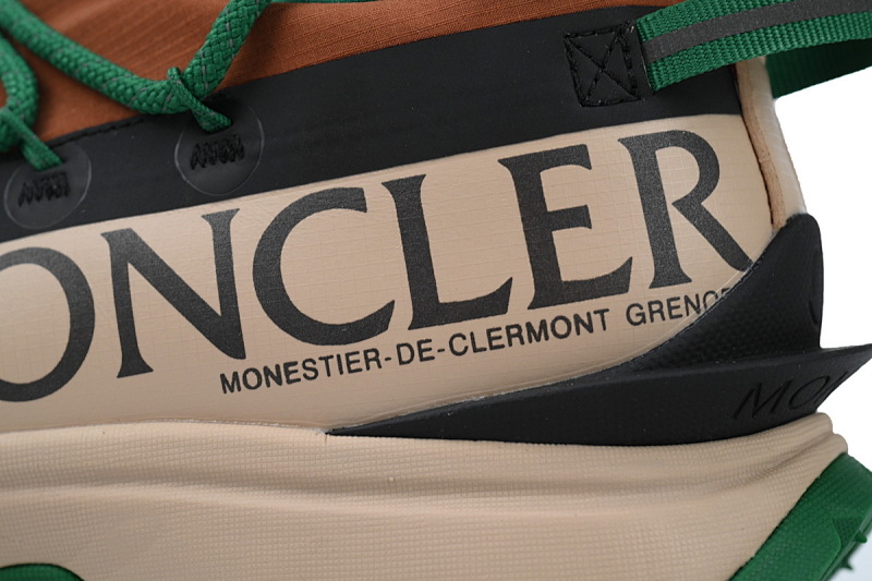 【DA3LJ】字母多色-83 盟可睐 户外运动着山系 I209A4 M002 40 M3457P38 Moncler Multiple Colors