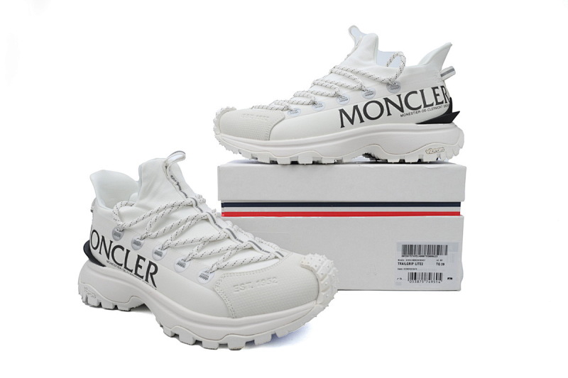 【DA3LJ】字母白黑-81 盟可睐 户外运动着山系 I209A4 M002 40 M3457001 Moncler White Black