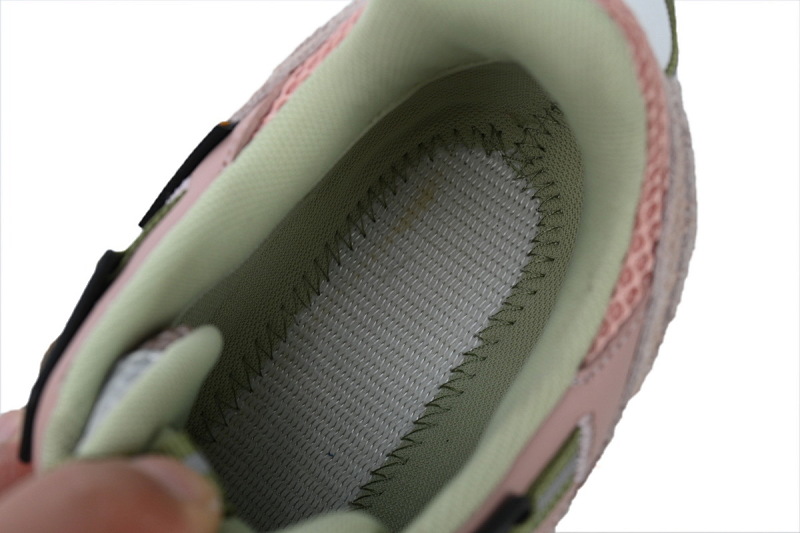 【DA3LJ】浅灰粉-39 盟可睐 户外运动着山系 J109B4 M00160 M4052516 Moncler Light Gray Pink
