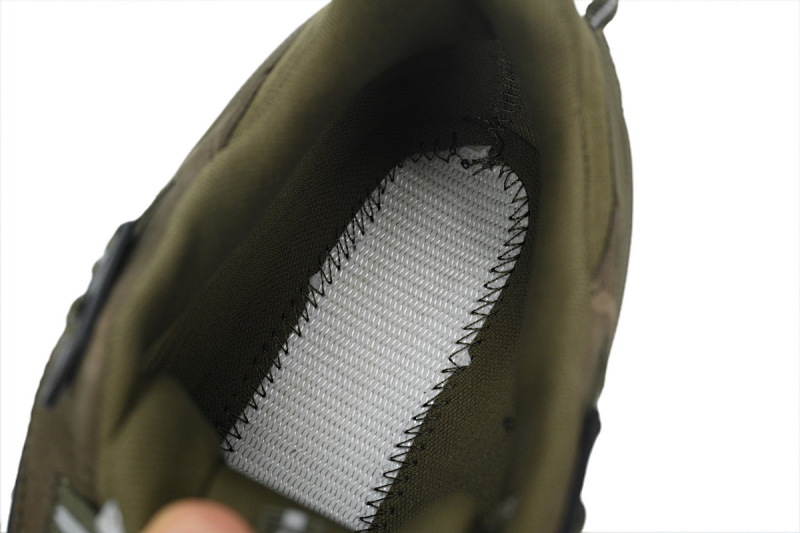 【DA3LJ】深绿-40 盟可睐 户外运动着山系 J109A4 M00110 M4248241 Moncler Dark green