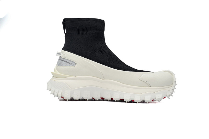 【CA3LJ】黑白 盟可睐 圆头套脚高帮户外运动着山系 J109A4M 00040 M3809 Moncler Trailgrip Leather Black And White