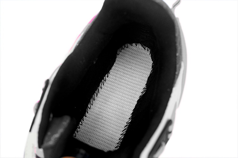 【DA3LJ】蓝粉-35 盟可睐 户外运动着山系 4M00010 M2670  Moncler Trailgrip Leather Black Blue Pink