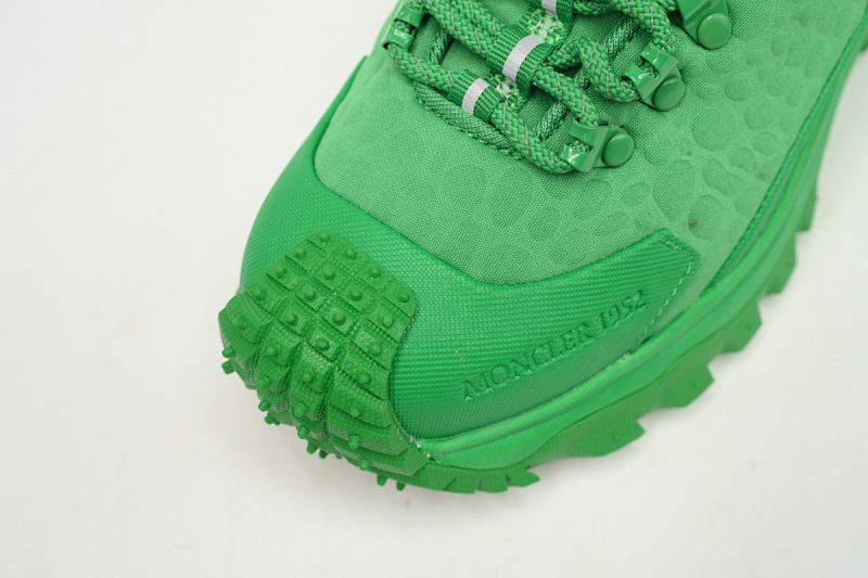 【DA3LJ】绿色-32 盟可睐 户外运动着山系 I209B 4M00230 M2202 Moncler Trailgrip Fluorescent Black Green