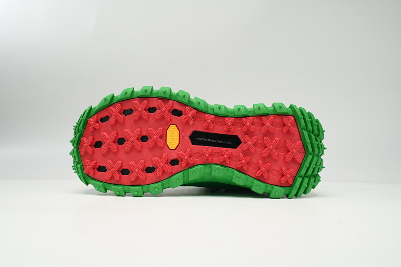 【DA3LJ】绿色-32 盟可睐 户外运动着山系 I209B 4M00230 M2202 Moncler Trailgrip Fluorescent Black Green