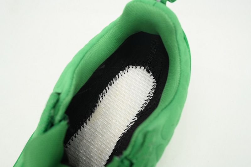 【DA3LJ】绿色-32 盟可睐 户外运动着山系 I209B 4M00230 M2202 Moncler Trailgrip Fluorescent Black Green